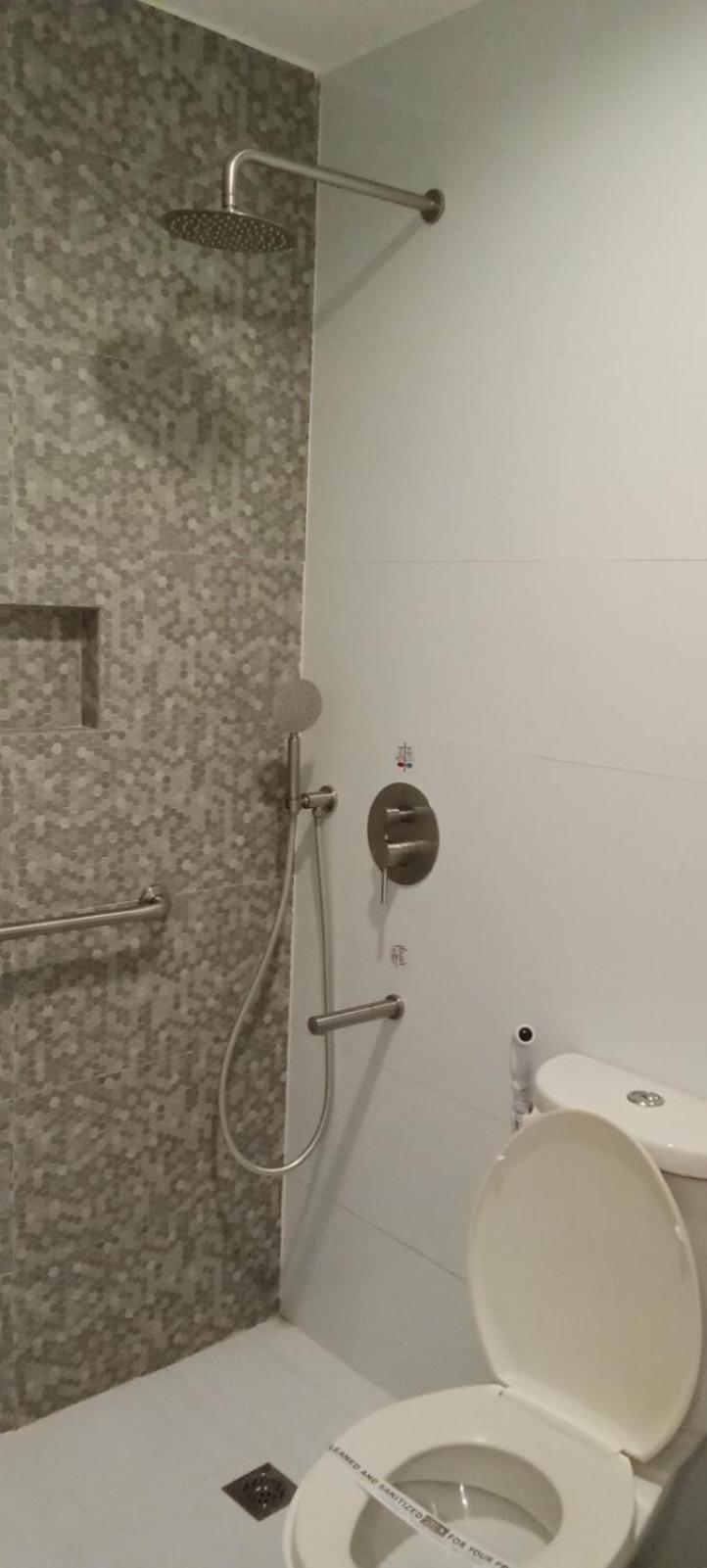 Hotel Sogo Buendia Pasay Esterno foto