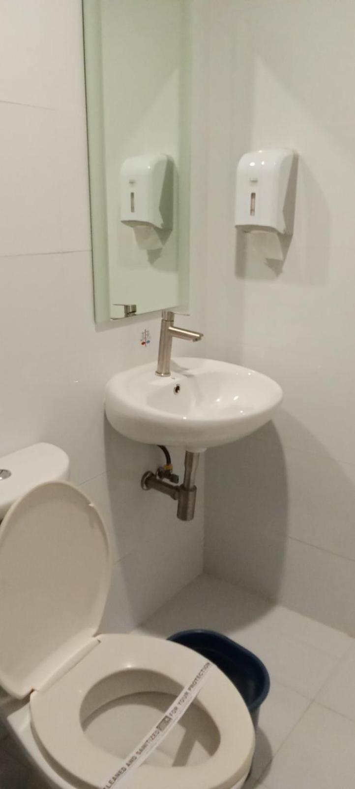 Hotel Sogo Buendia Pasay Esterno foto