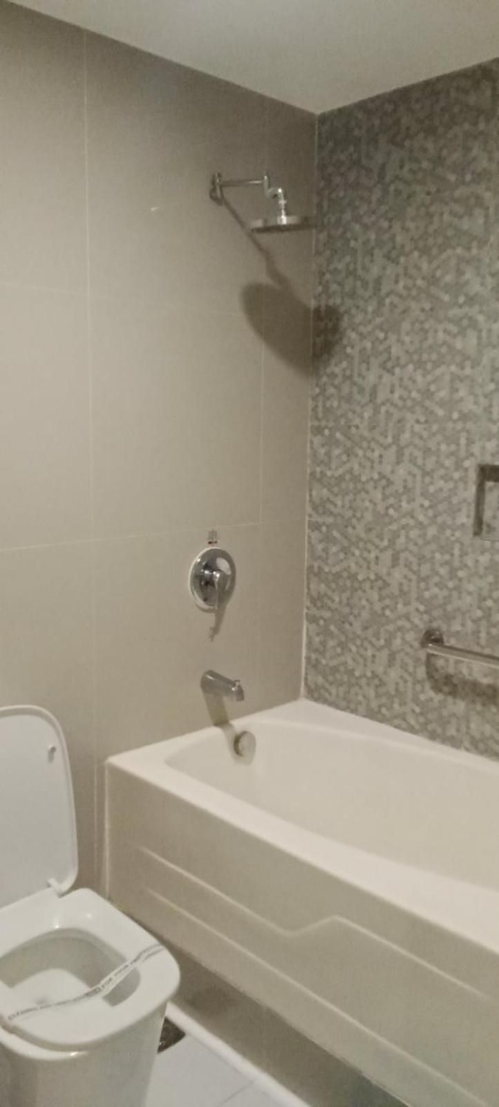 Hotel Sogo Buendia Pasay Esterno foto