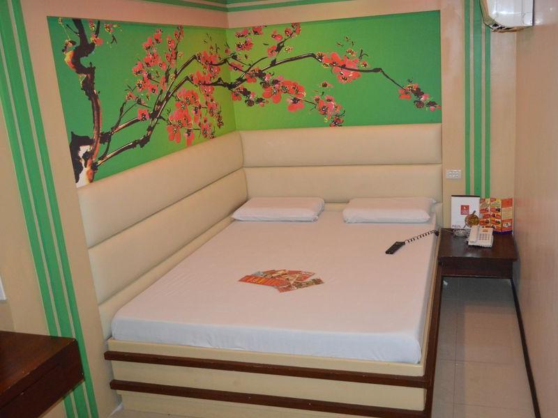Hotel Sogo Buendia Pasay Esterno foto