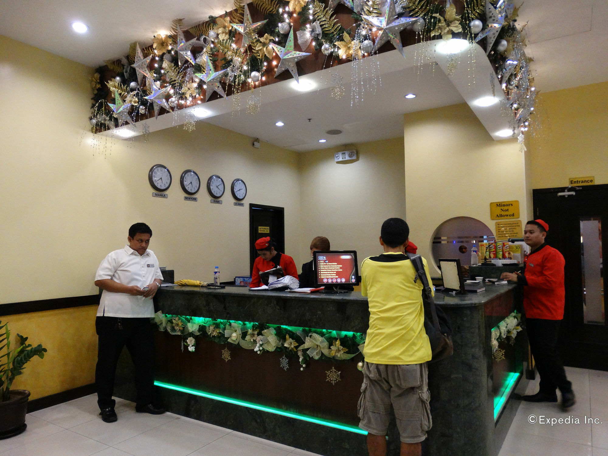 Hotel Sogo Buendia Pasay Esterno foto